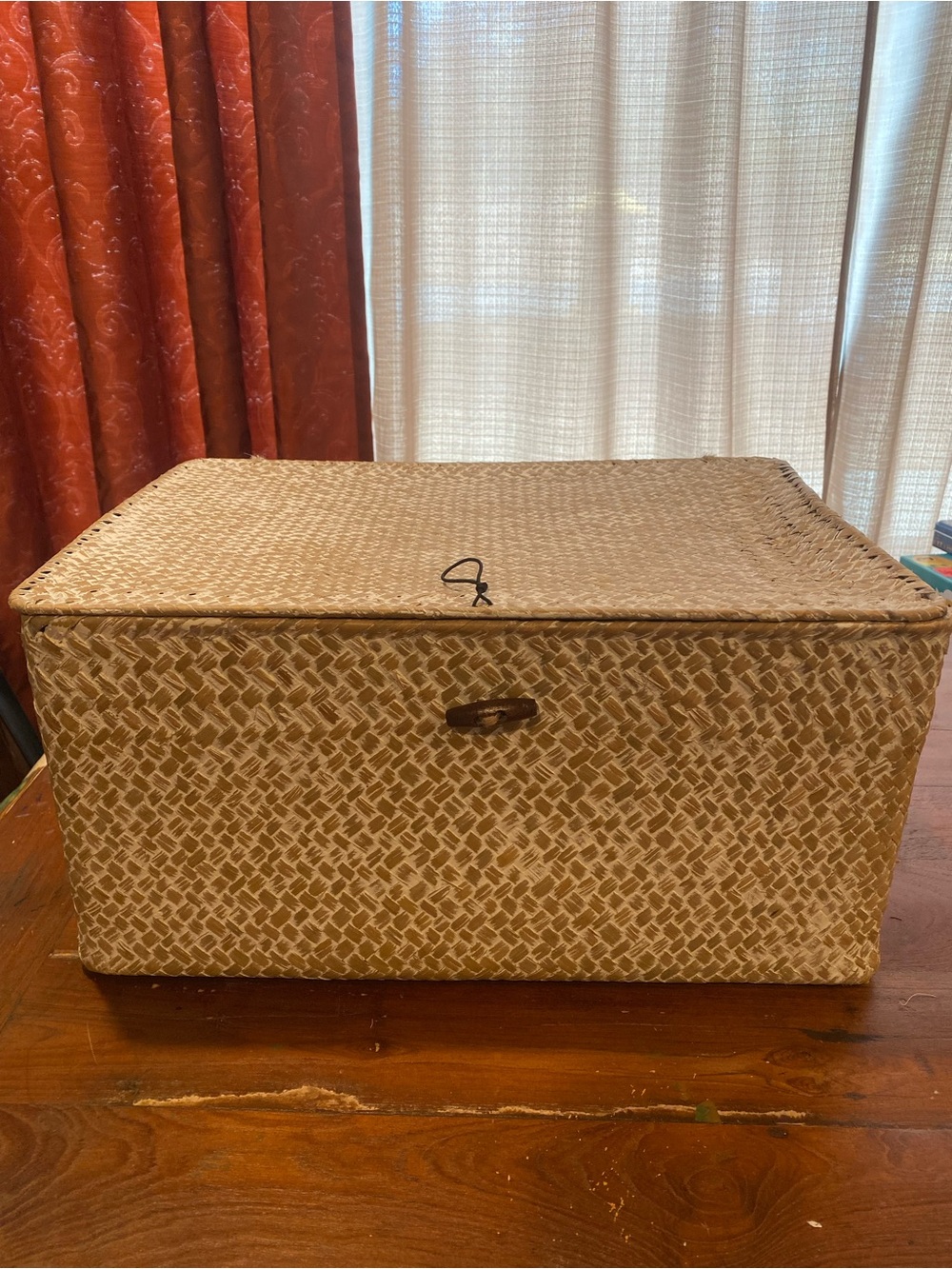 Woven Seagrass Storage Trunk - Natural Beige